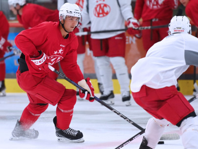 Nick Pastujov wechselte vom letztjährigen Viertelfinalgegner aus Vorarlberg zum Rekordmeister