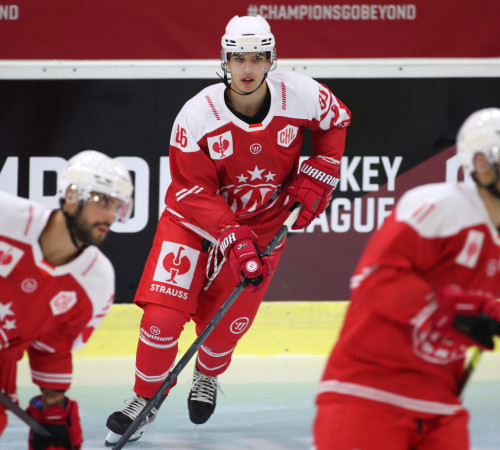 Verteidiger Christoph Tialler bestritt in ICE und CHL bislang 20 Begegnungen für den EC-KAC