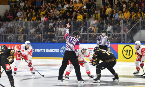 Die Rotjacken legten in Rouen einen erfolgreichen Start in die Champions Hockey League hin