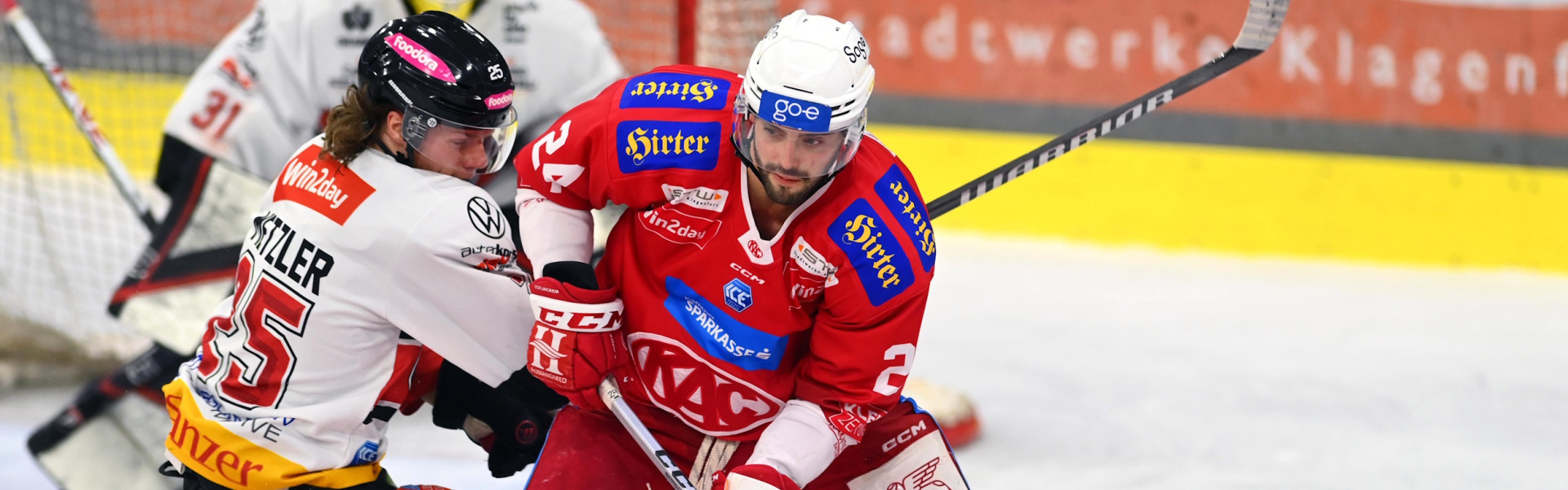 Steven Strong und der EC-KAC stehen am Samstagabend erstmals in der neuen Saison ihrem letztjährigen Viertelfinalgegner gegenüber