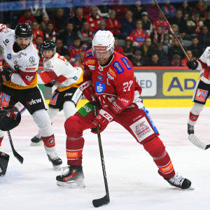 Kapitän Thomas Hundertpfund sorgte mit seinem zweiten Saisontreffer für den Endstand zum 5:2