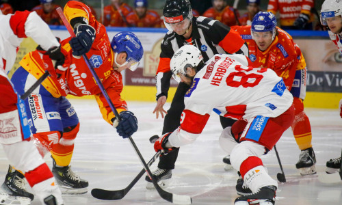 Nachdem er die jüngsten zehn Ligaspiele verletzungsbedingt verpasst hat, kehrt Raphael Herburger gegen Asiago Hockey wieder in das Lineup der Rotjacken zurück