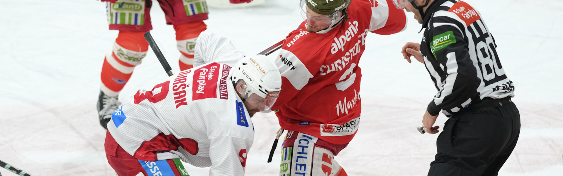 Mit seinem Doppelpack hatte Jan Muršak großen Anteil am Auswärtssieg der Rotjacken in Bolzano/Bozen