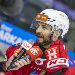 Raphael Herburger erzielte einen Hattrick, assistierte zu drei Treffern seiner Kollegen und wurde als Spieler des Abends ausgezeichnet