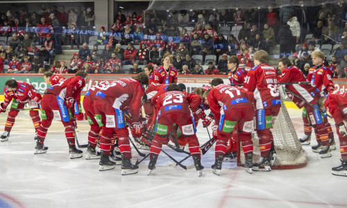 Die Rotjacken bereiten sich ab Montag auf die am 2. März beginnenden Playoffs vor